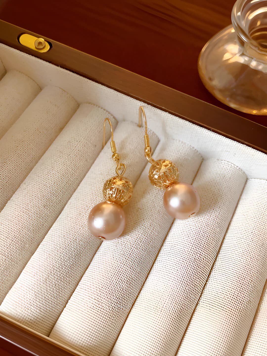 5 Ear hook - Gold - Champagne