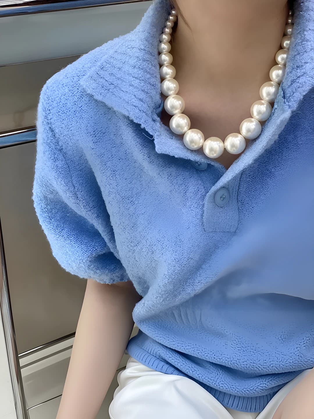 26# Necklace - White