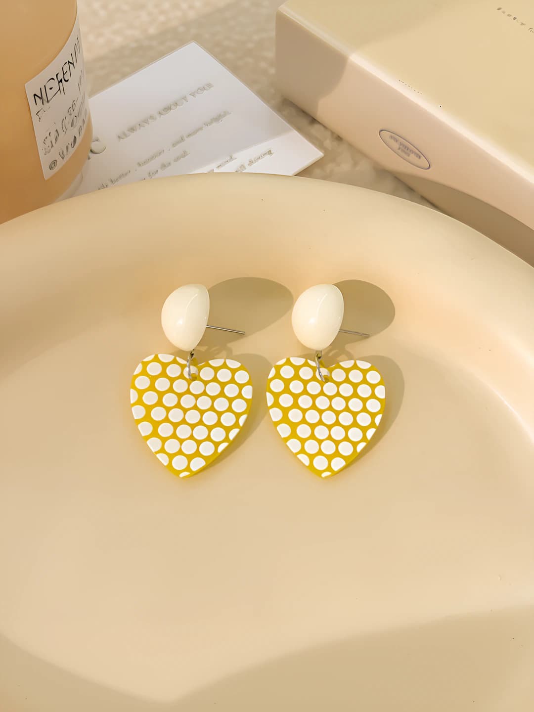 Heart polka dot studs (Yellow)