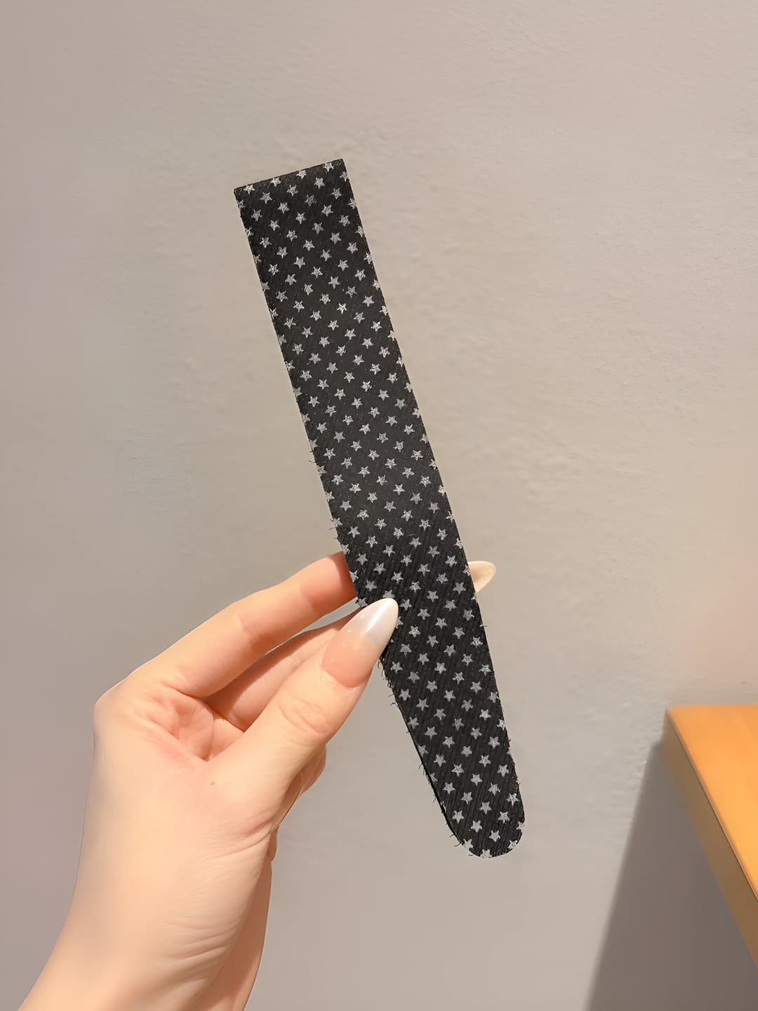 1# Black star, ~36*4 cm