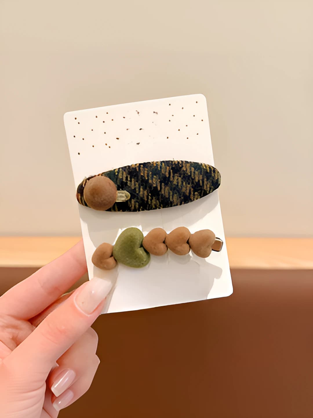 1# Oval ball (pair) 7/6.5 cm