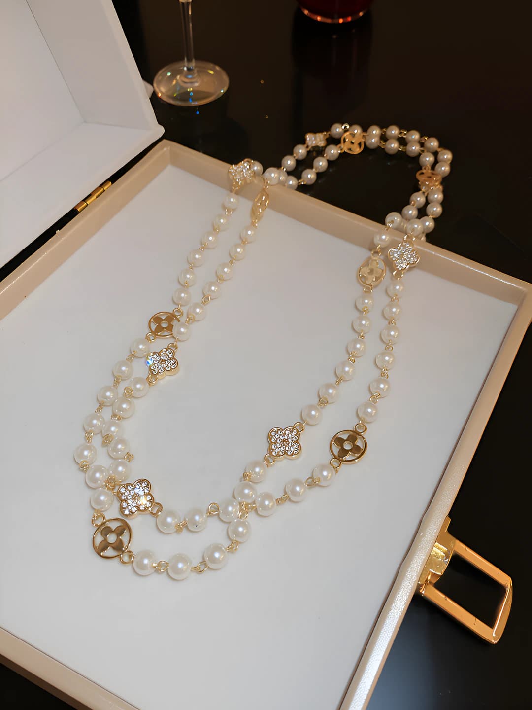 32# Necklace - Gold