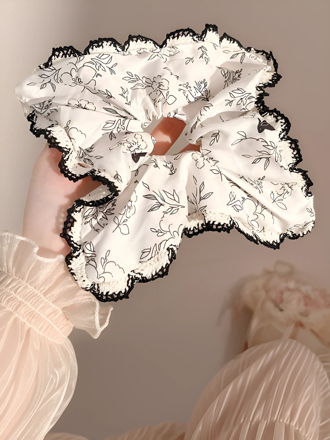 2# Square scarf variant ~22 cm