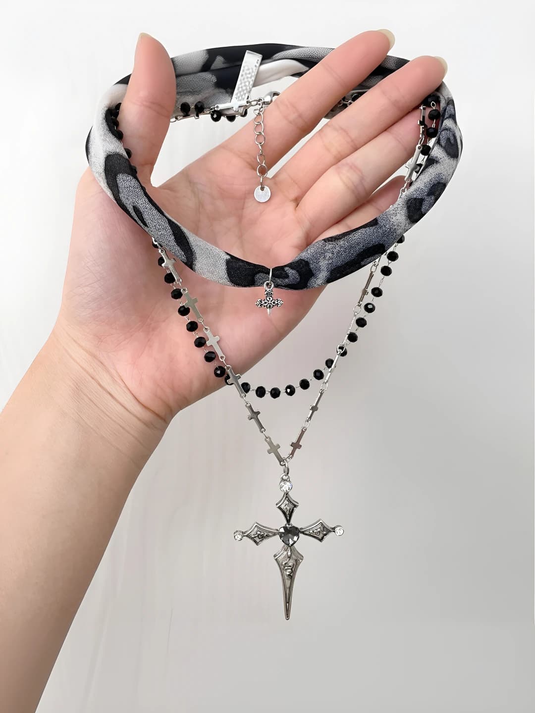 Multi-layer cross beaded necklace