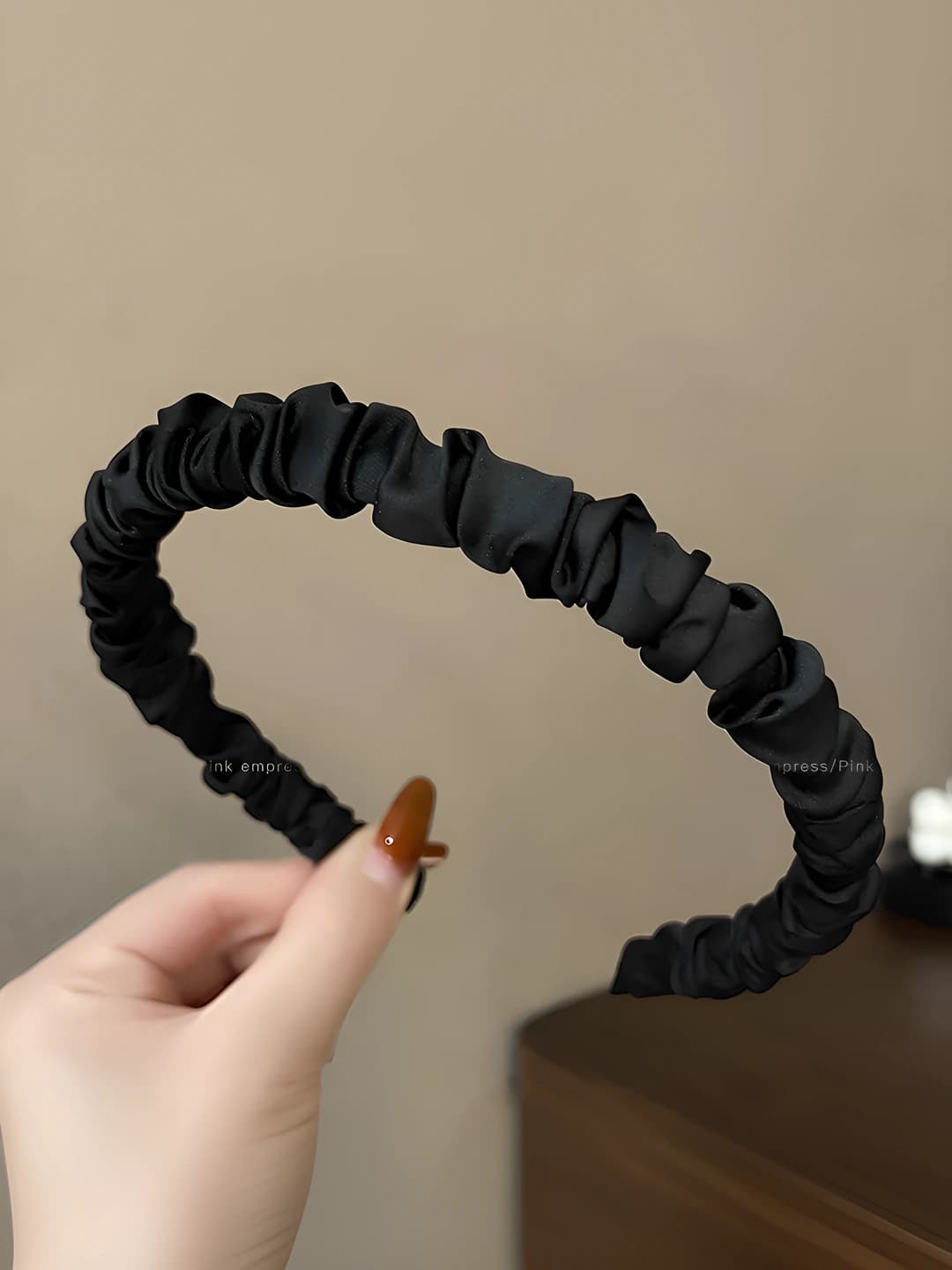 Чёрный