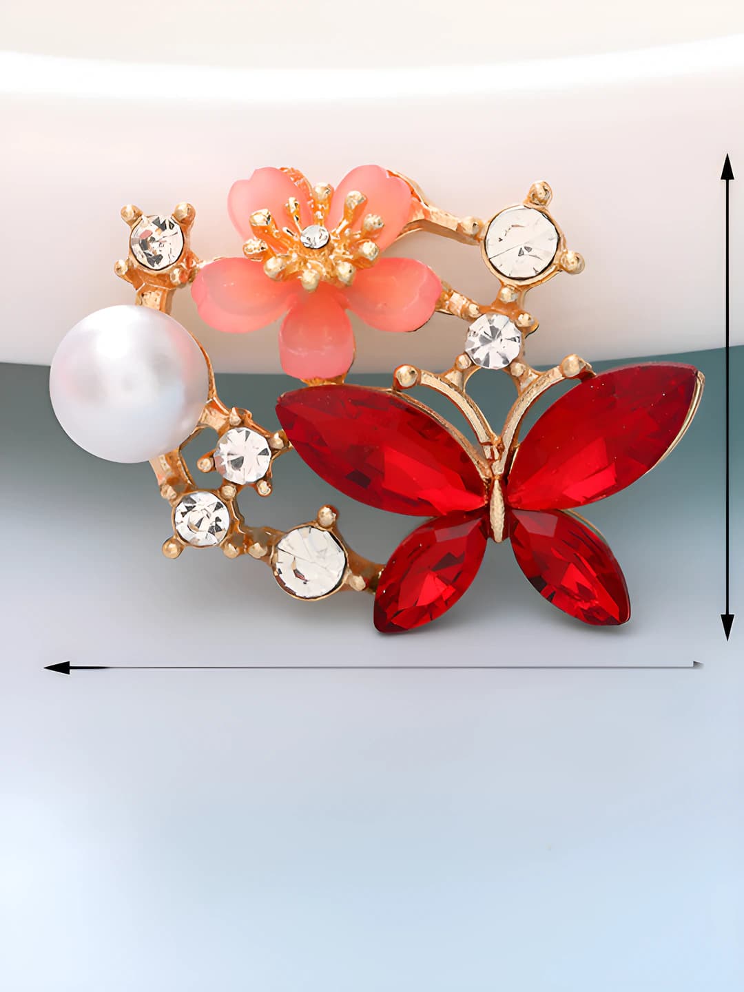 D931 Pearl butterfly