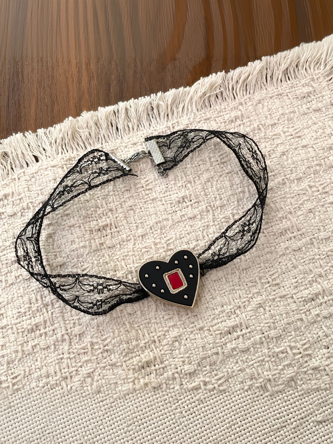 Black lace necklace DX1019