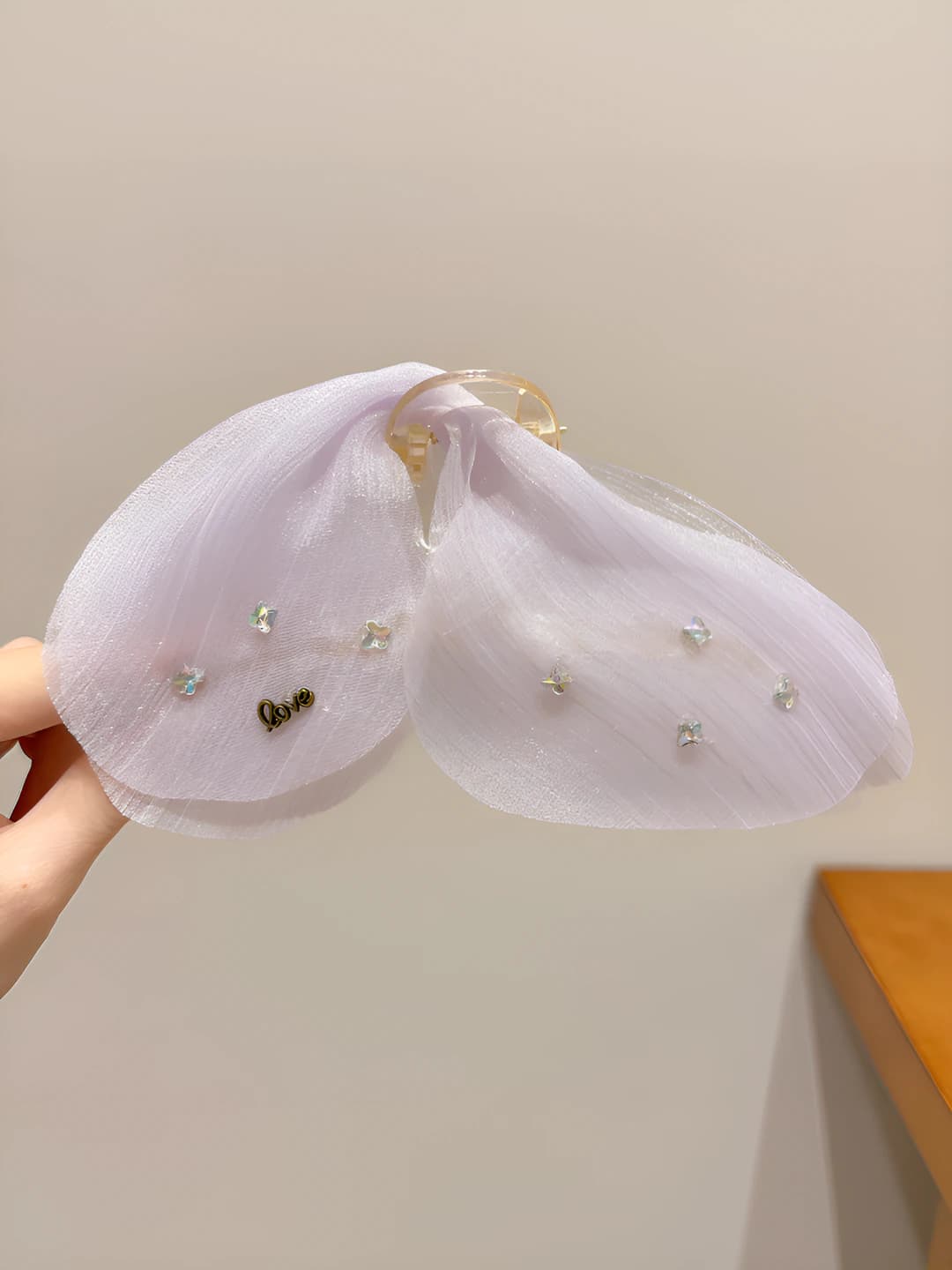 2# Light purple tulle butterfly clip (base 12.5cm butterfly 15cm)