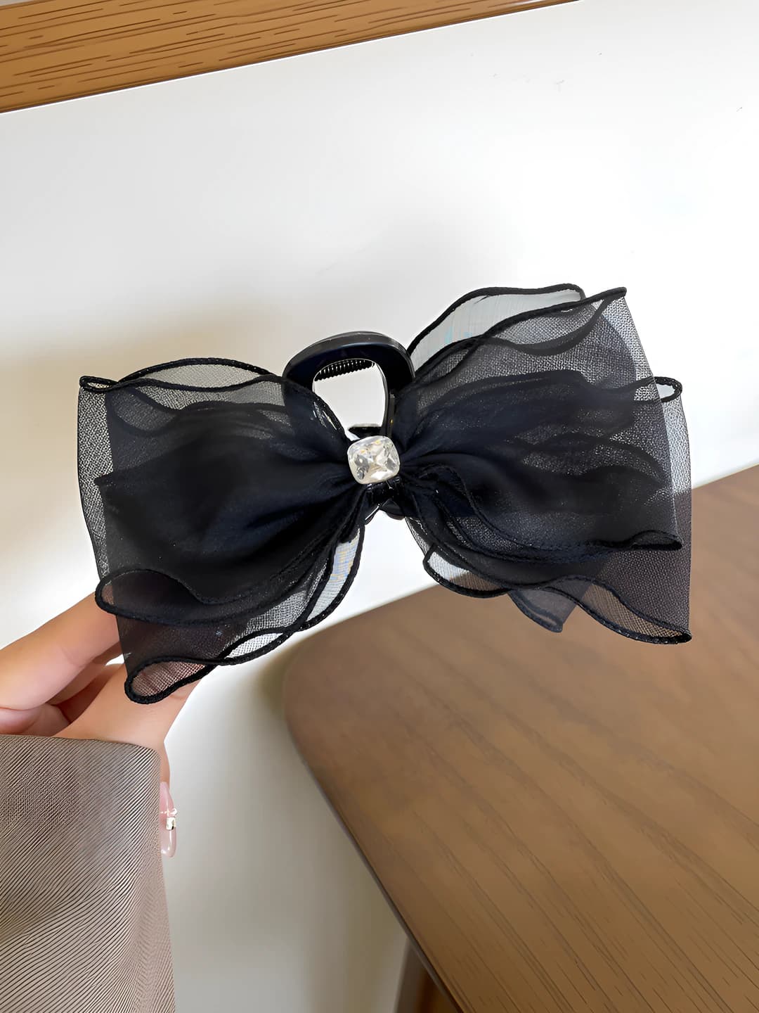 1# Black, mesh, with diamonds