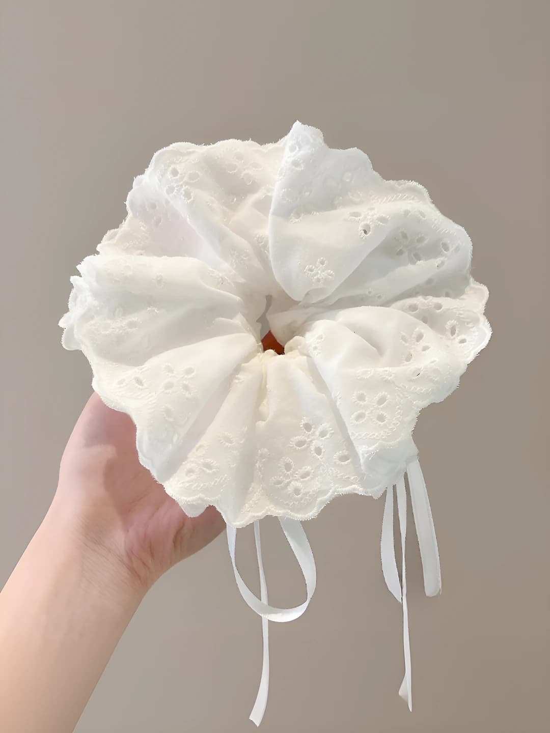 White drawstring, large - 30*14 cm
