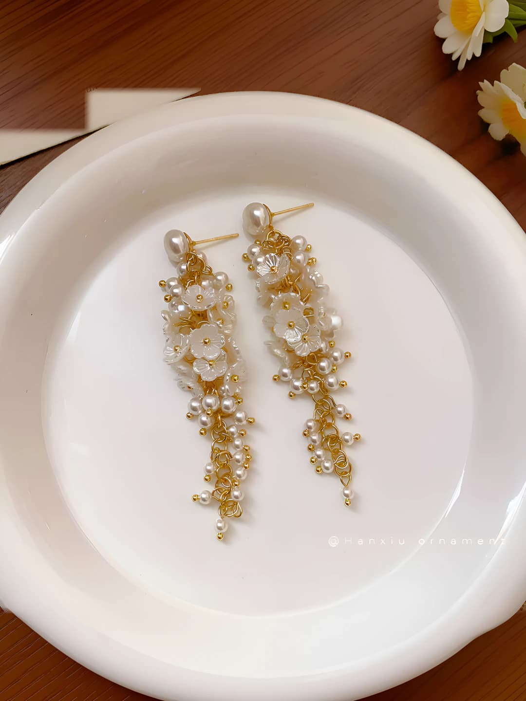 96# Silver pin - Gold - White