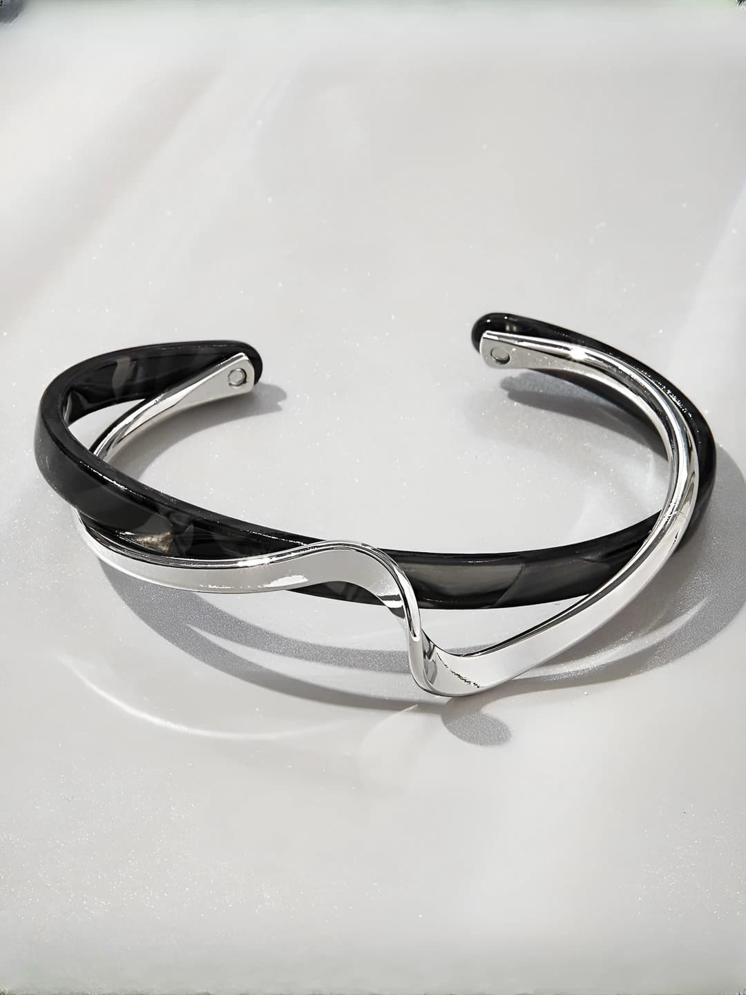 66# Браслет - Серебряный - Чёрный