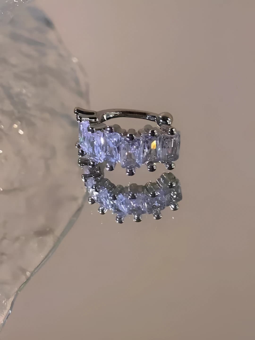 Women's U-shaped ear clips with zircon, geometric design, light luxury style