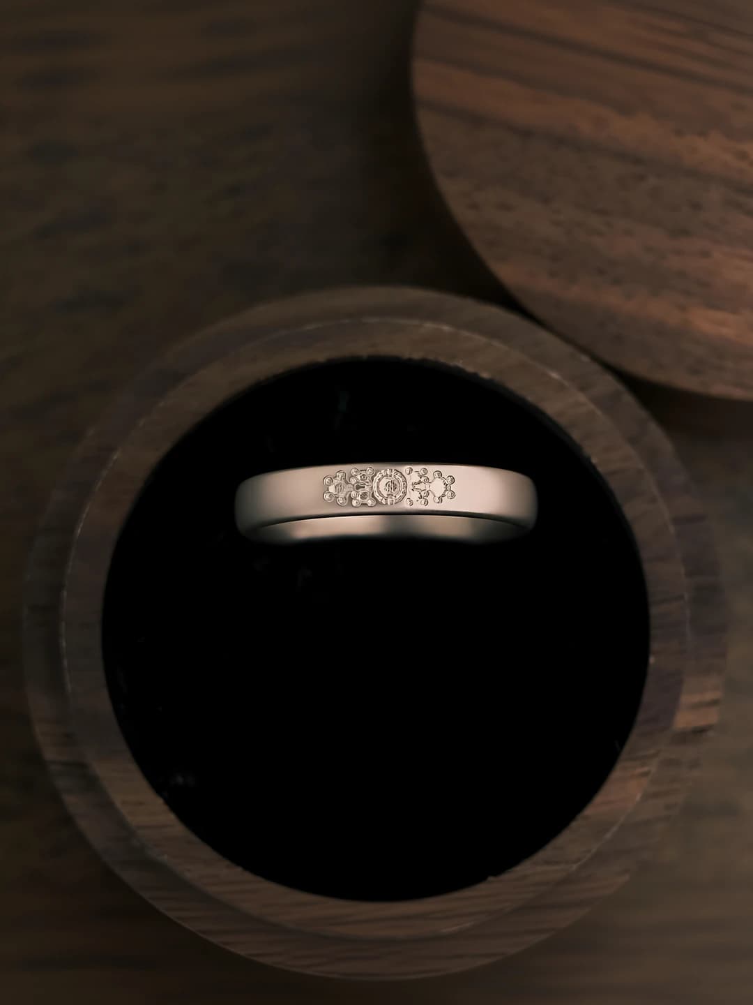 Snowflake stamp ring (men)