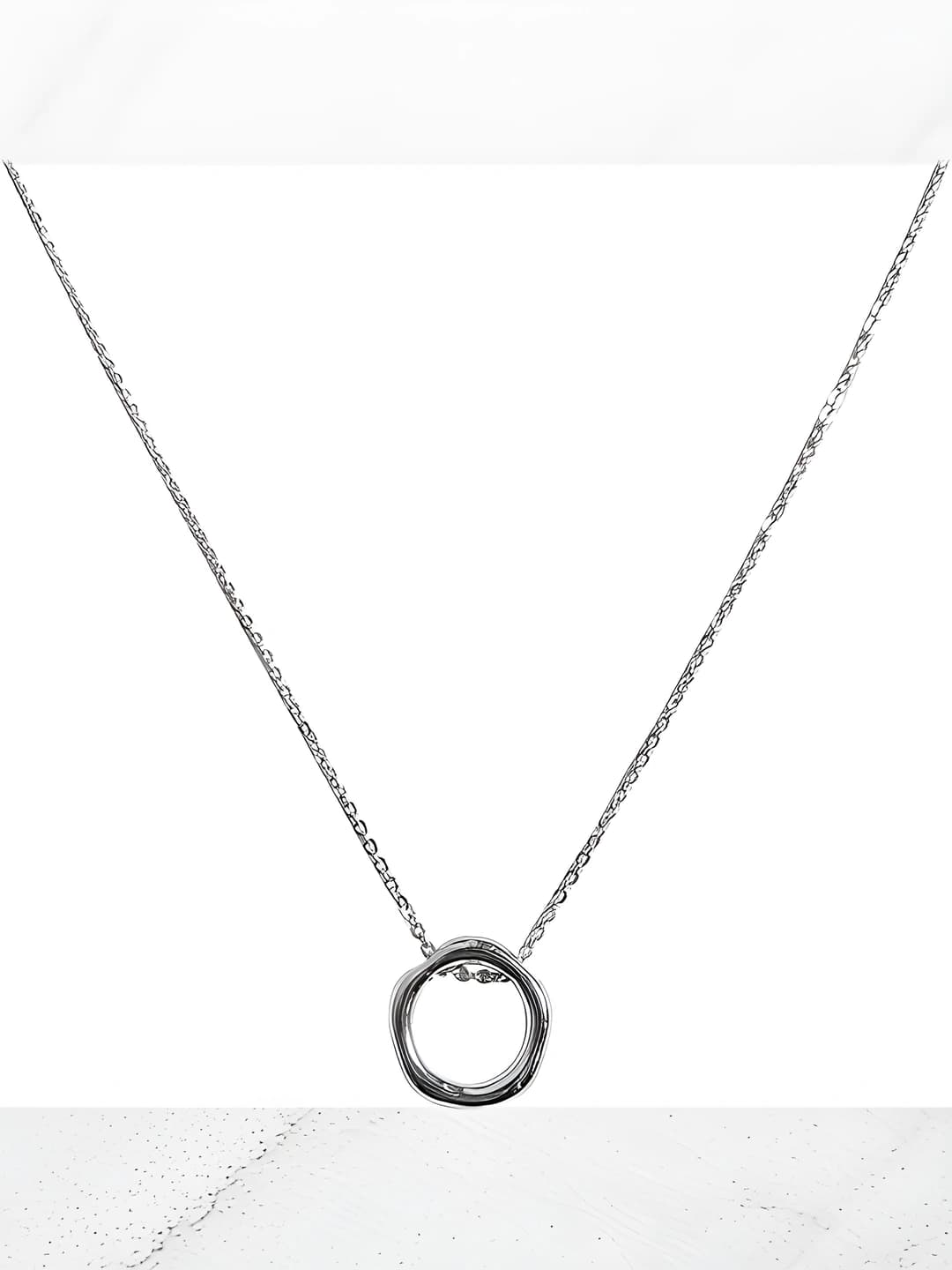Silver circle necklace 0127