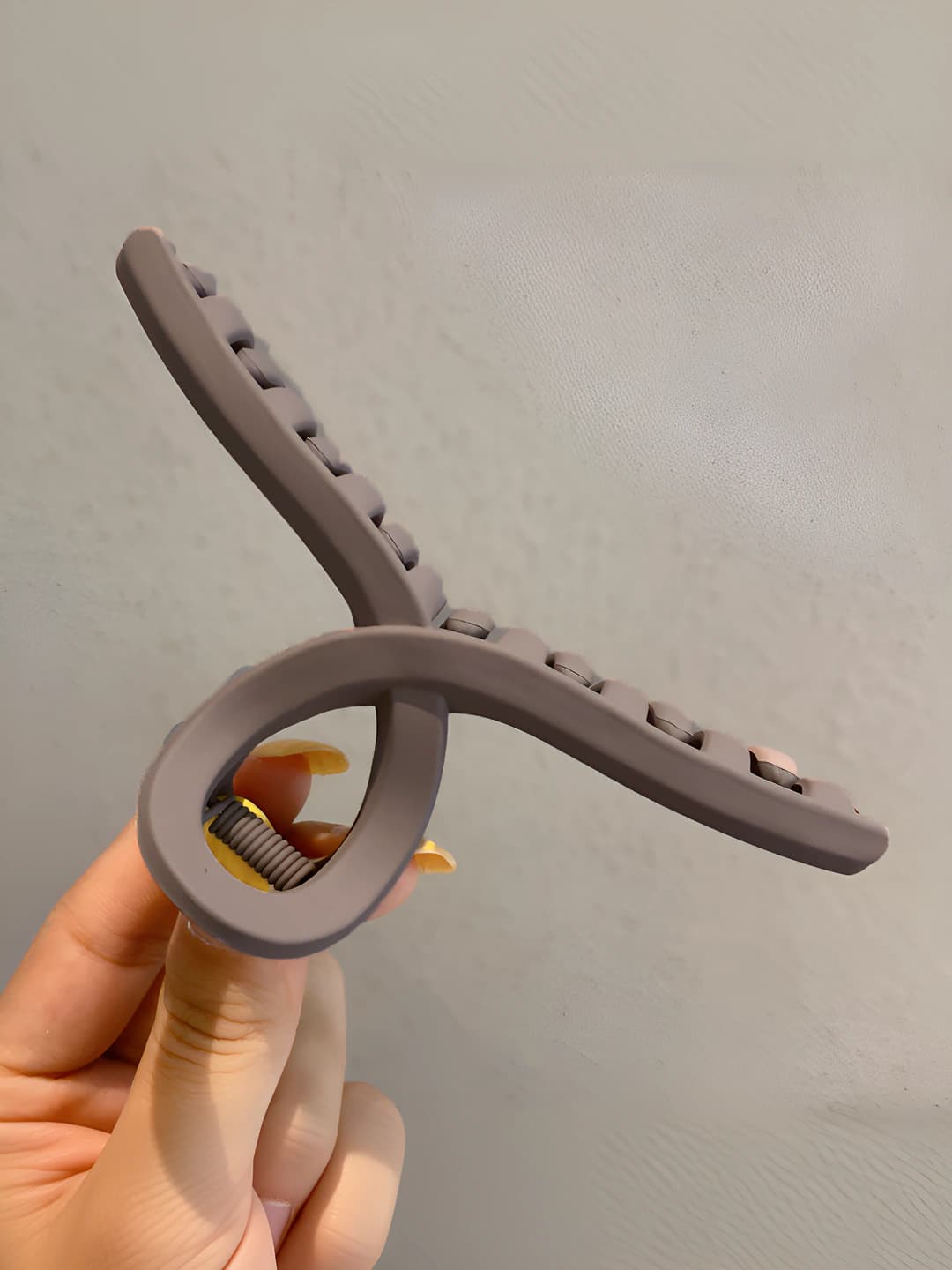9# Kofe rangli Y harfli qisqich 11cm