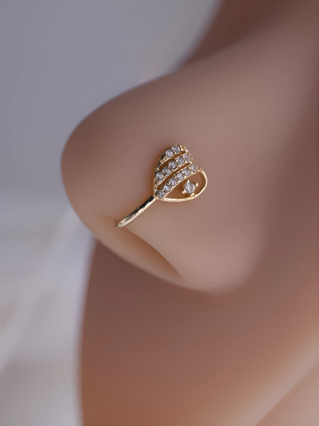 Pavé heart zircon nose clip