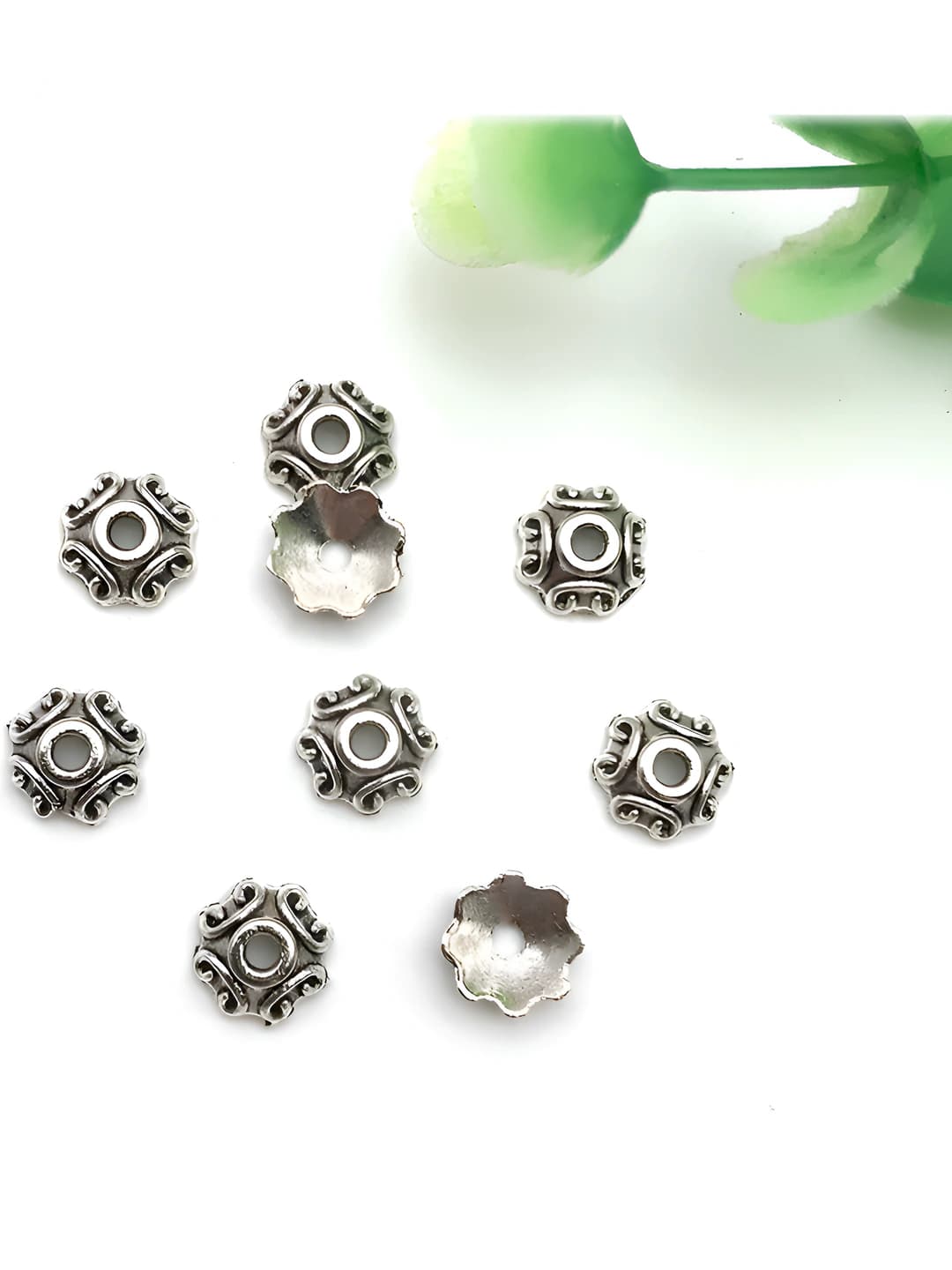 1 Cap 7x7mm-0.2g-1 hole-16327