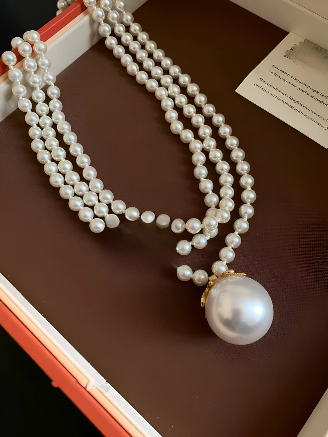 34# necklace-Gold-White