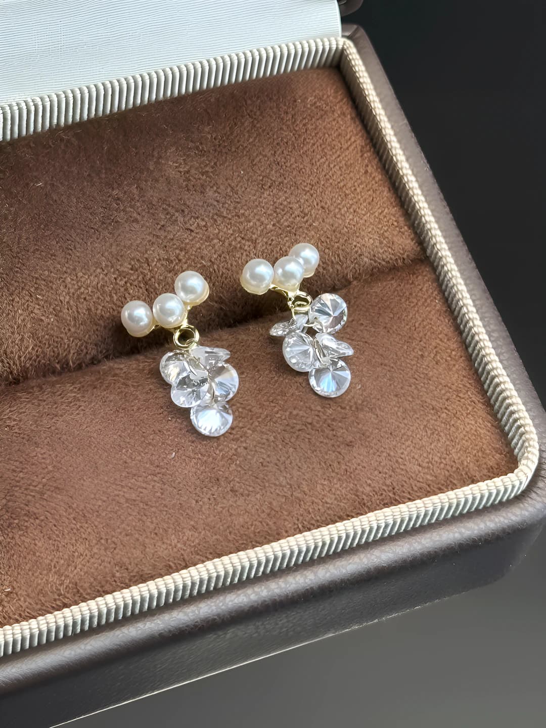 Small pearl earrings