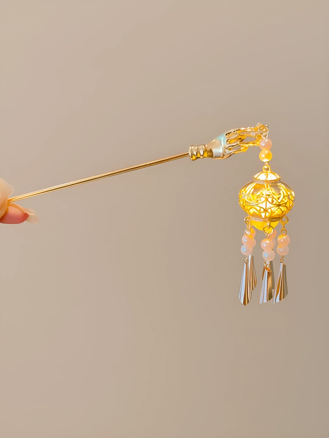 49# Round lantern hairpin