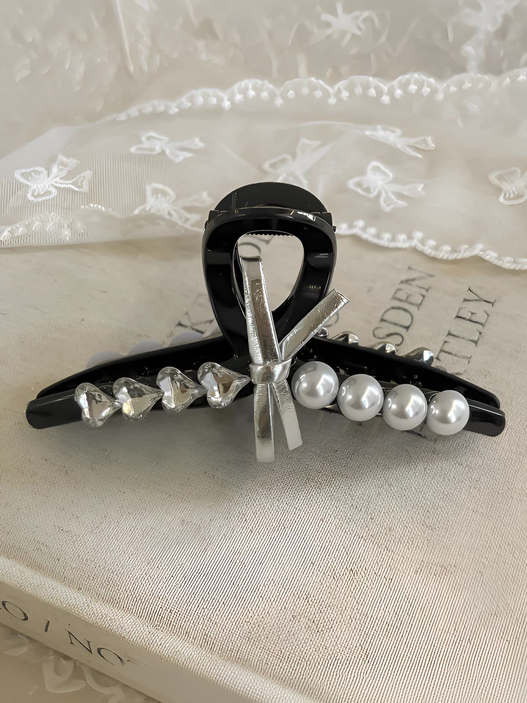 Heart, diamonds, pearl, bow 13 cm