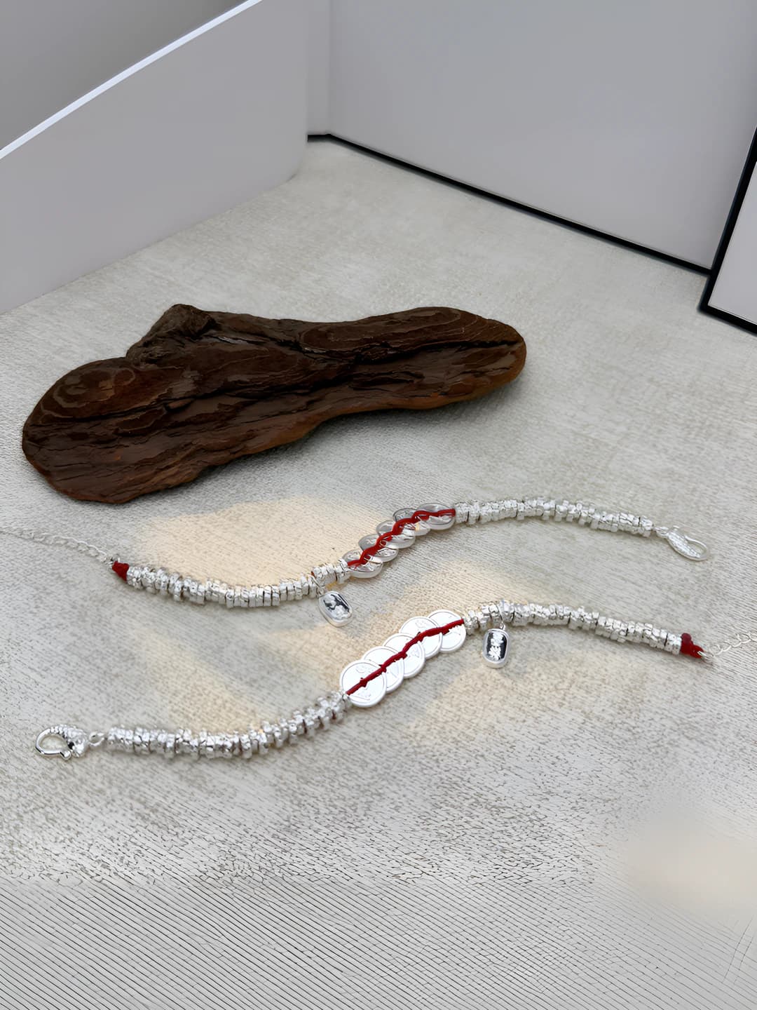Women's hand-woven red cord coin bracelet, new Chinese style