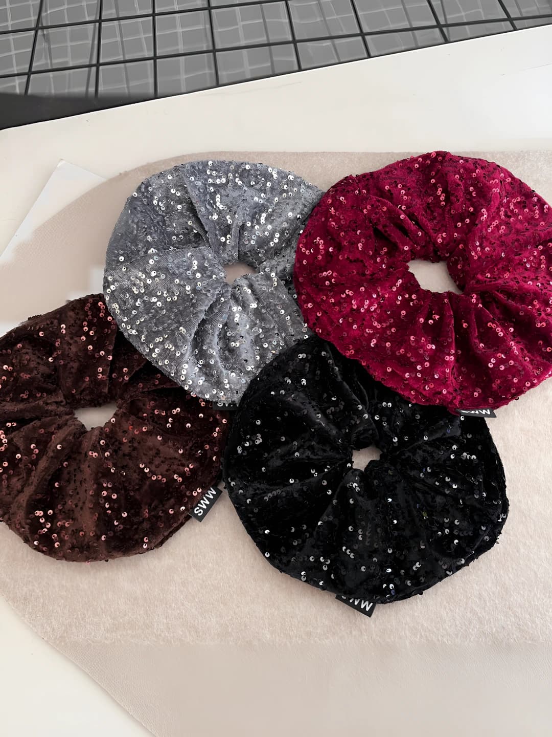 Women's Korean style stretchy hair tie with sequins and velvet finish