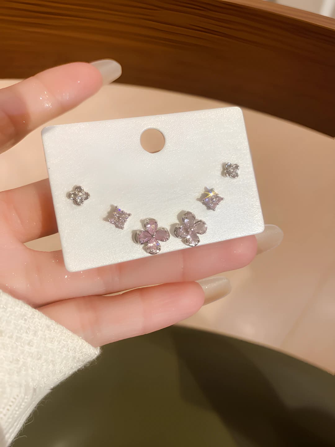 27 Silver pin - Silver - Pink
