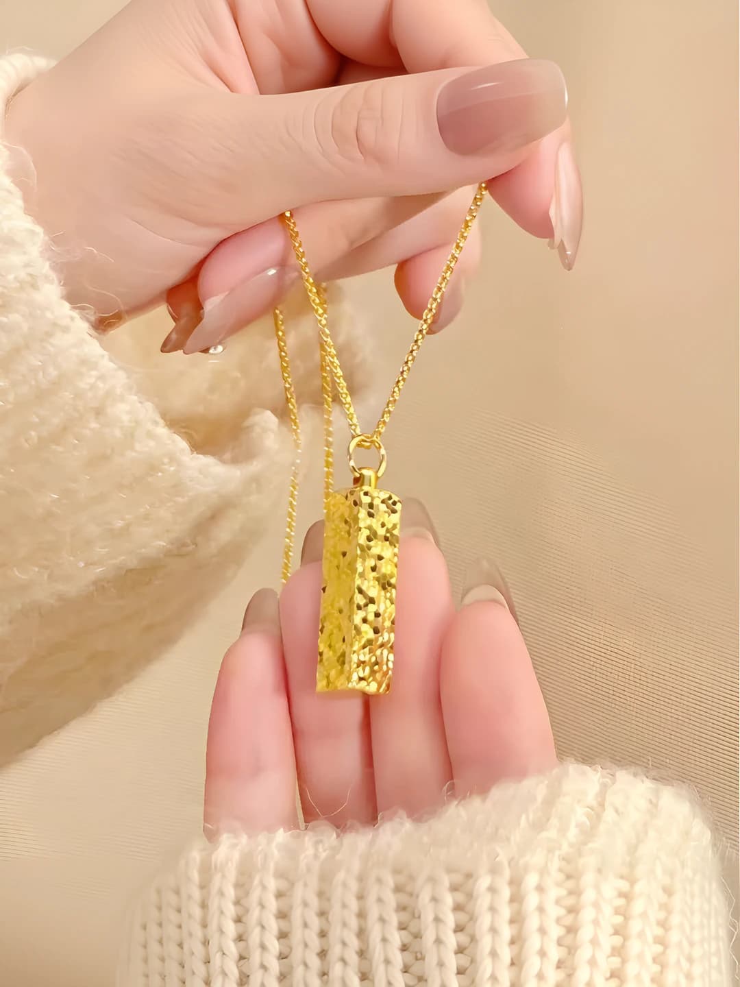 Women's gold bar pendant necklace, retro, Chinese style, design element
