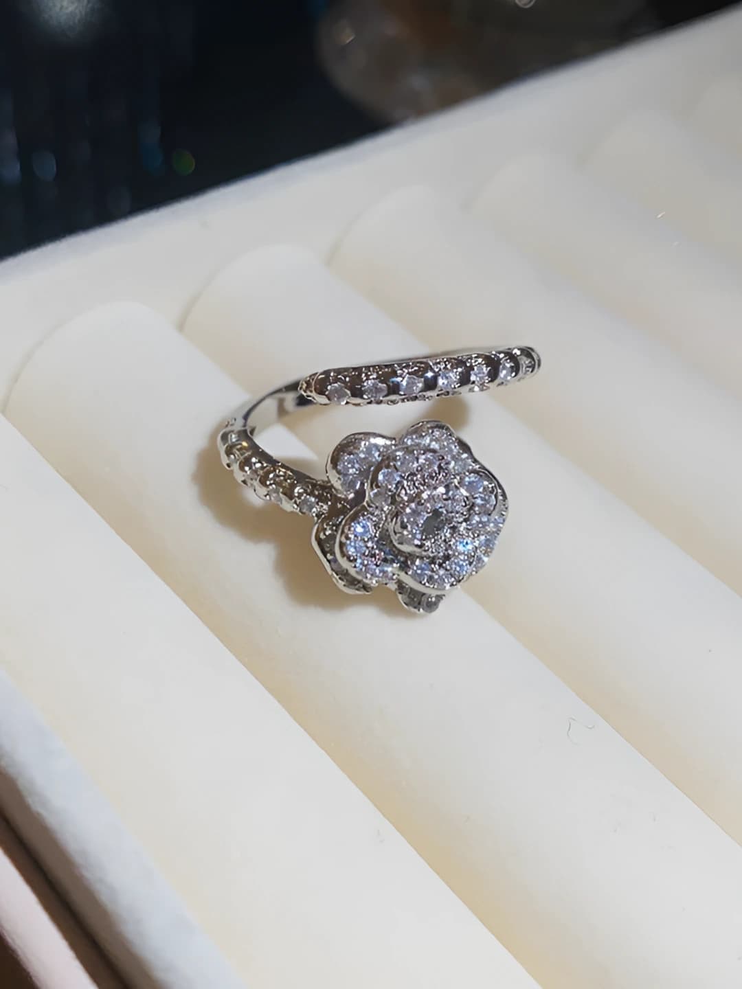 Ring - Silver (18K)