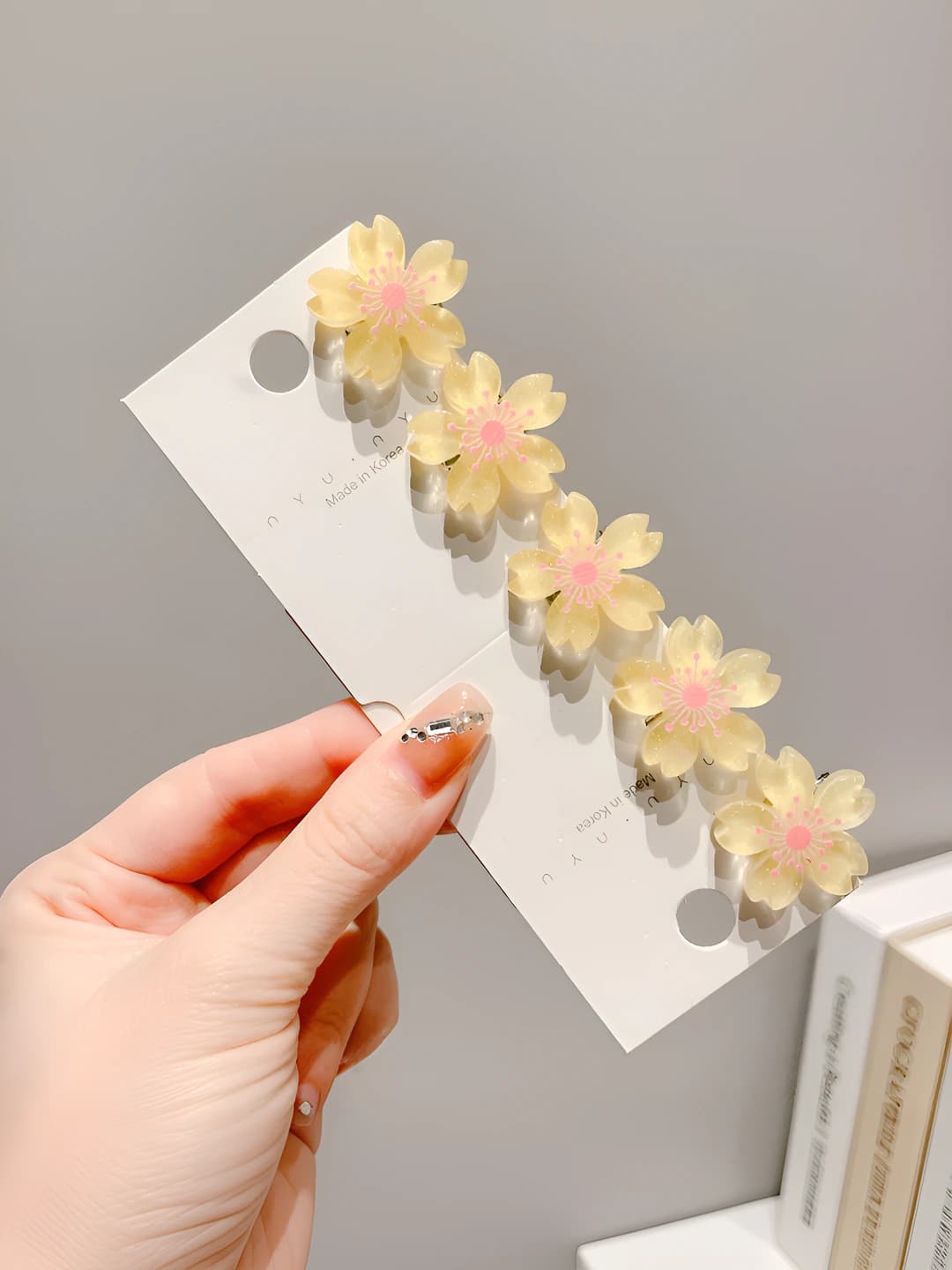 2# sakura sariq 5 dona