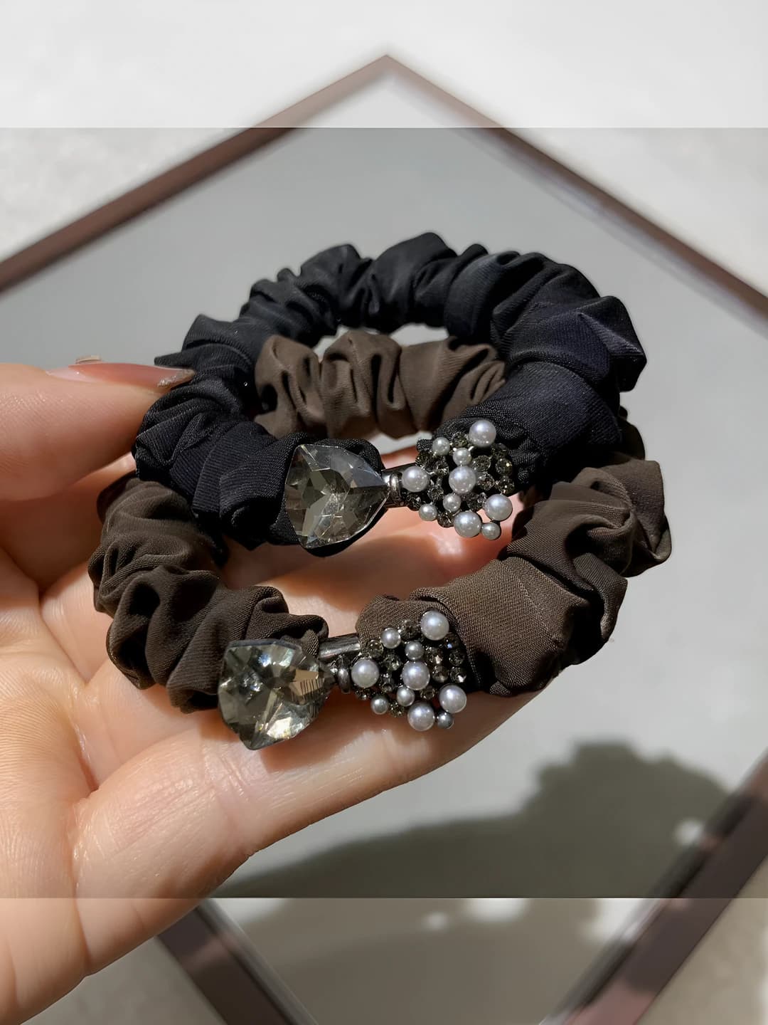 Women's stretch hair ties with pearls and bow, original design