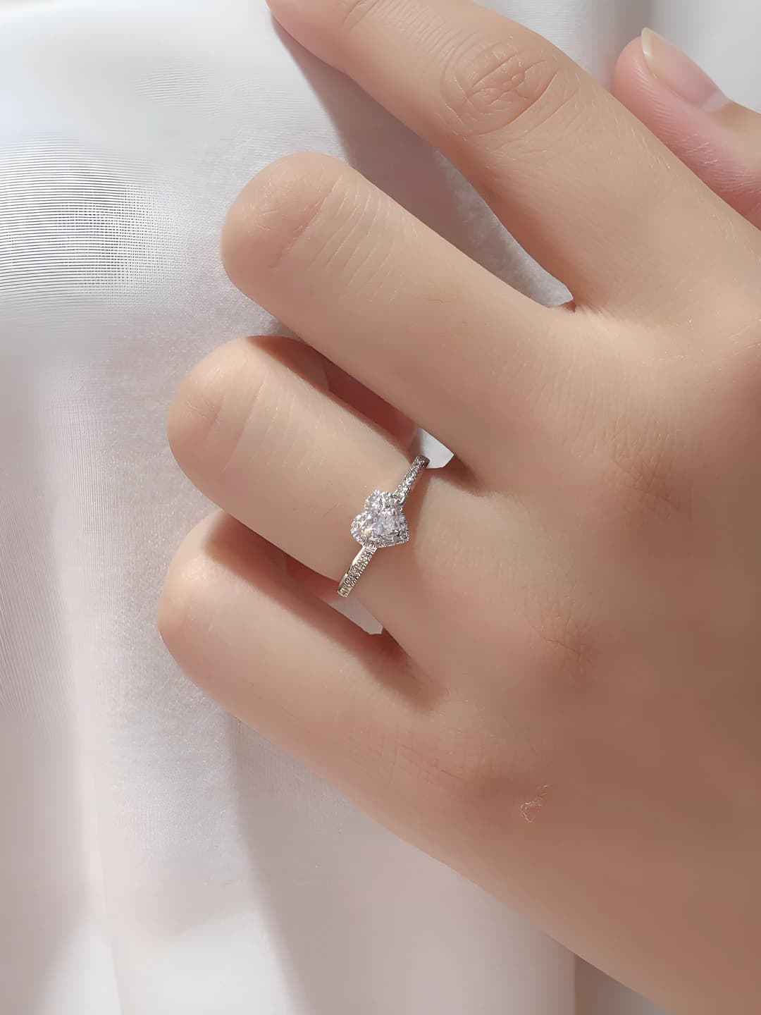 White gold - open adjustable