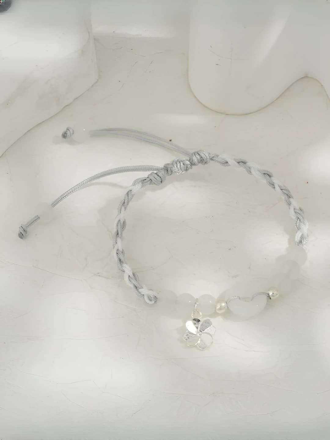 Lucky clover safety buckle braided bracelet Grey