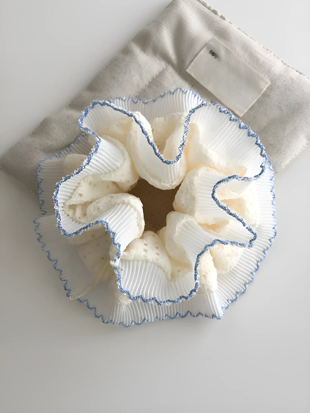 2# Double layer blue floral lace edge - 16 cm