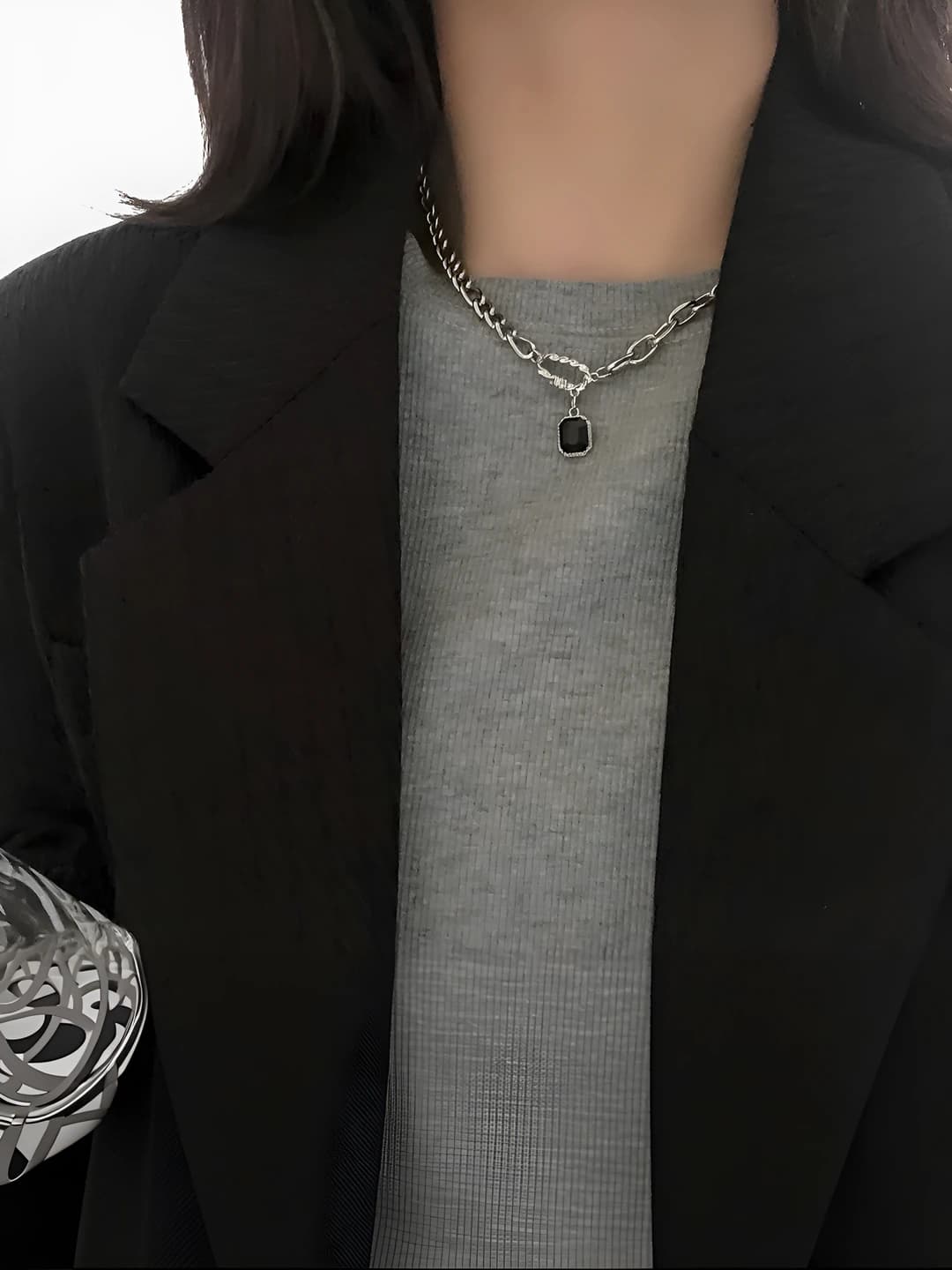 Women's pendant necklace with black zircon, geometric shape, made of titanium steel, adjustable length