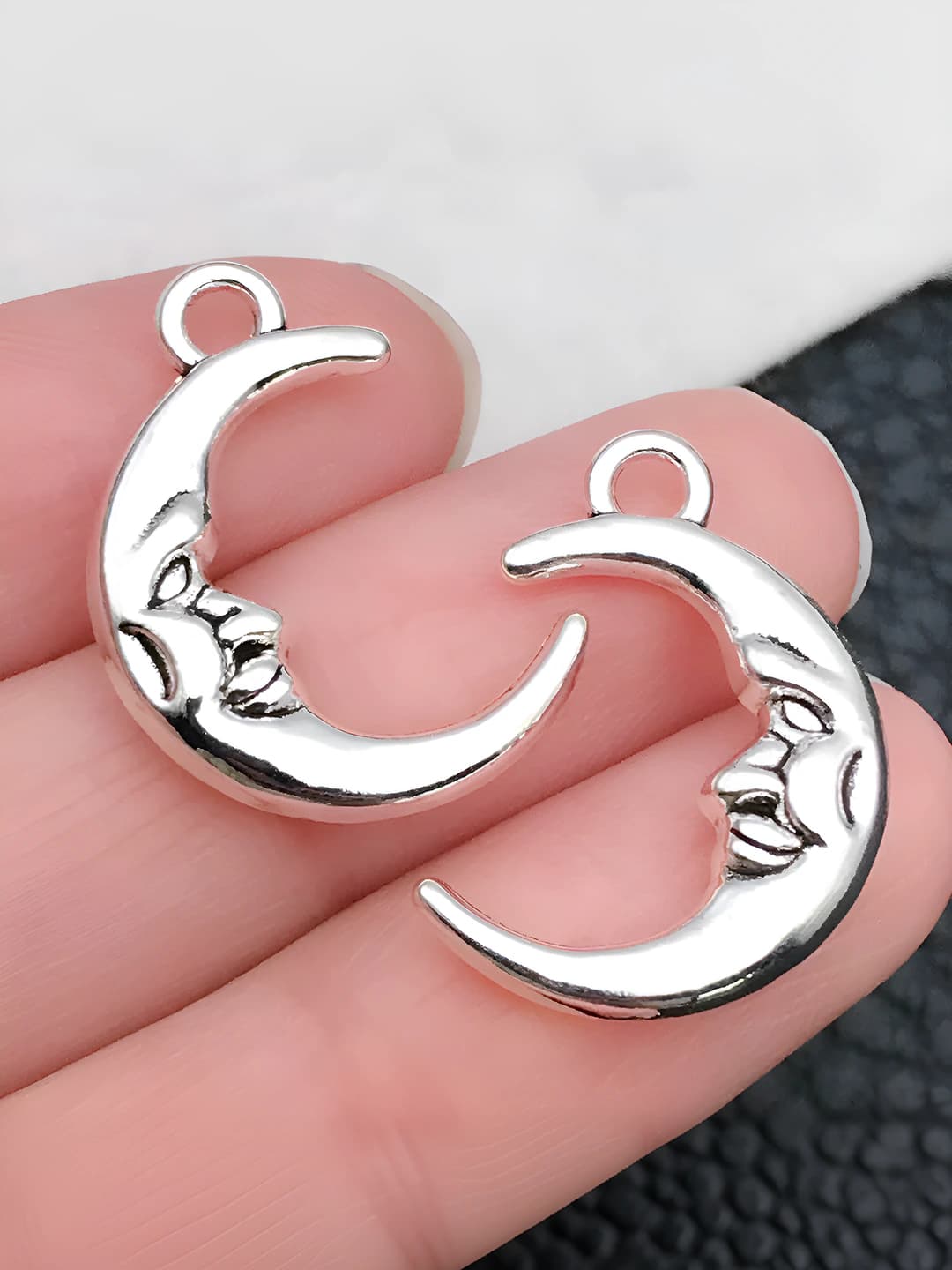 1 шт. старинное серебро луна 15x22mm-2g