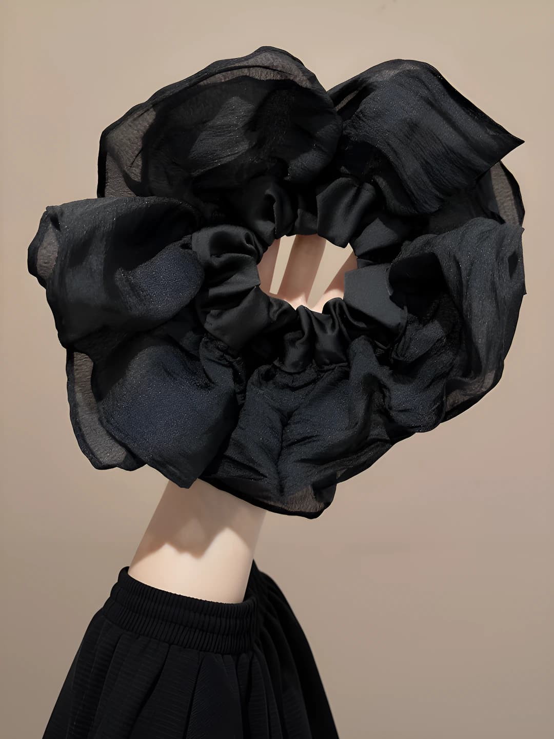 Black, 24 cm
