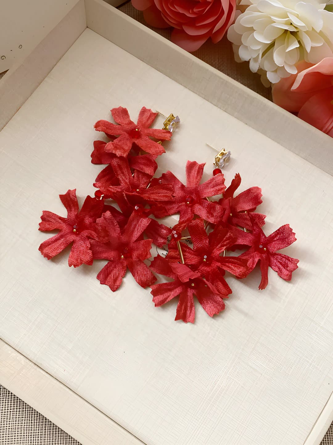 82# Silver pin - Red