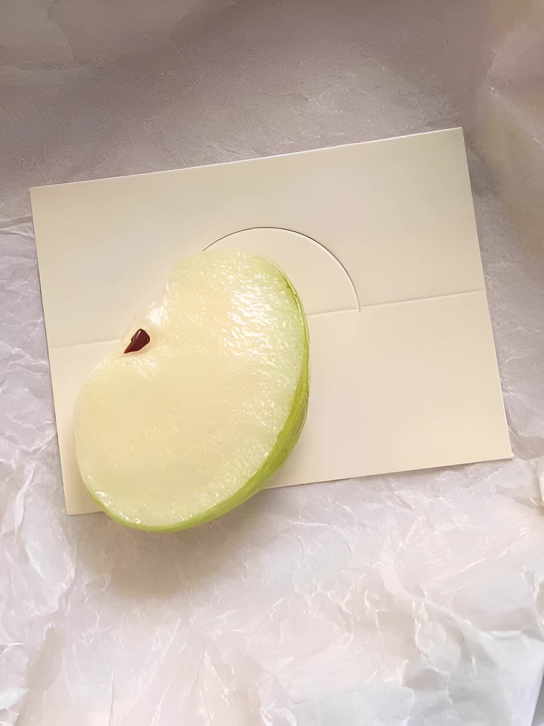 Зелёное яблоко долька [1 шт] ~5cm