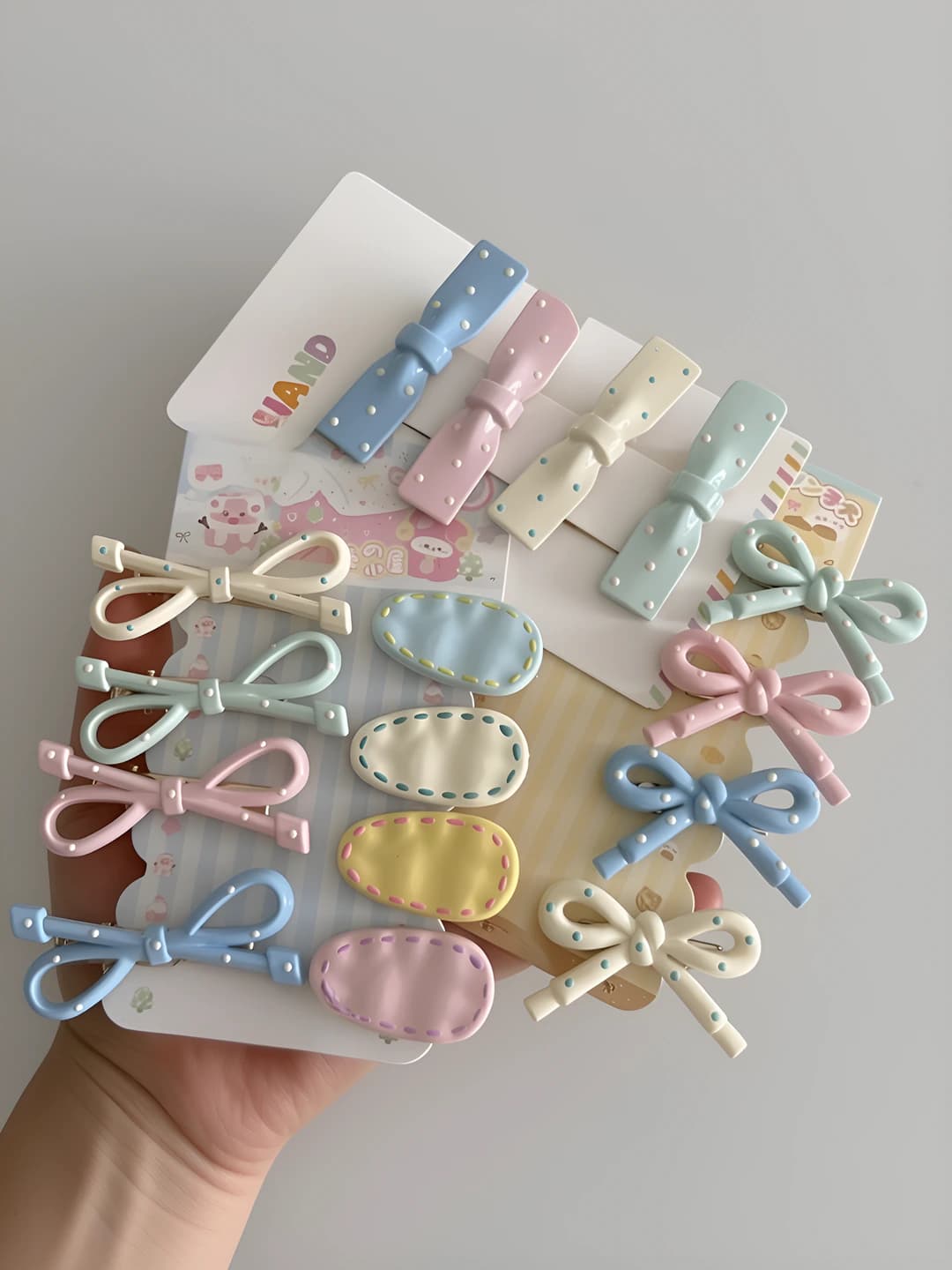 Hair clips and combs for girls: light blue polka dot, bow, handmade BB clip