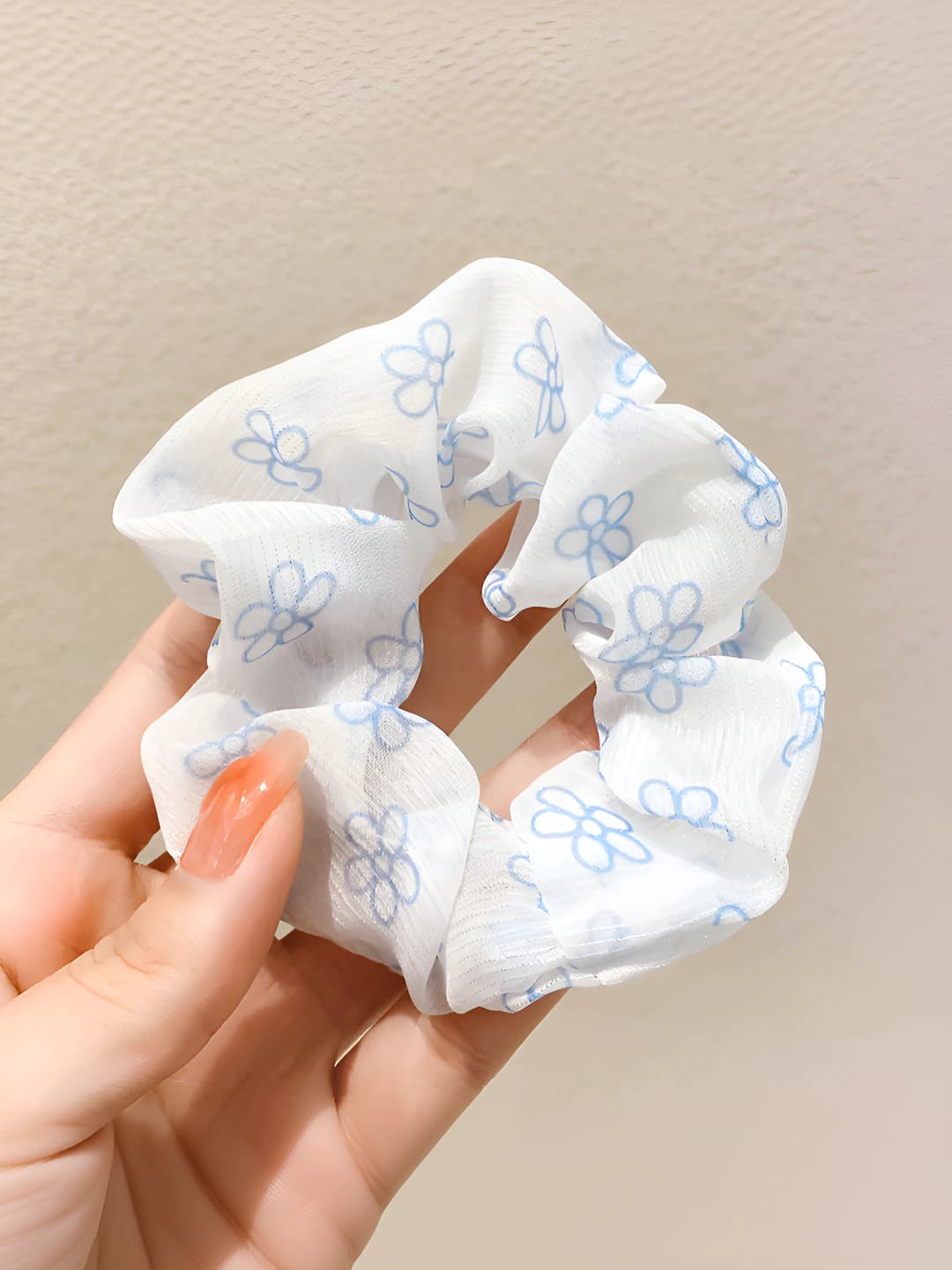 1# Milk blue flowers