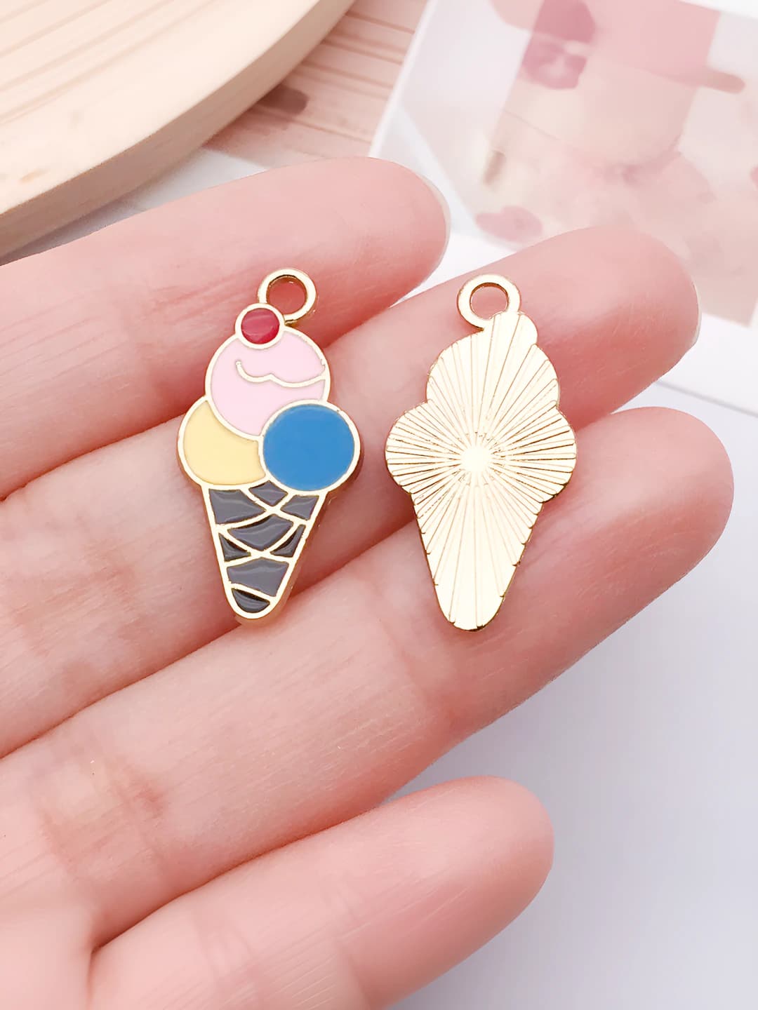1 pc red ice cream charm 24.5x12x1mm