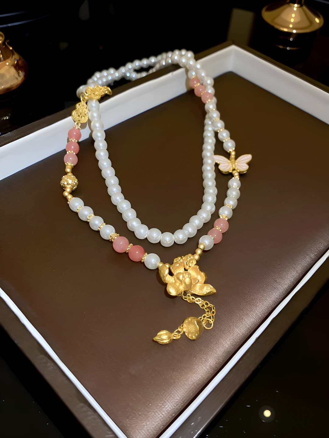 White-Gold-Pink