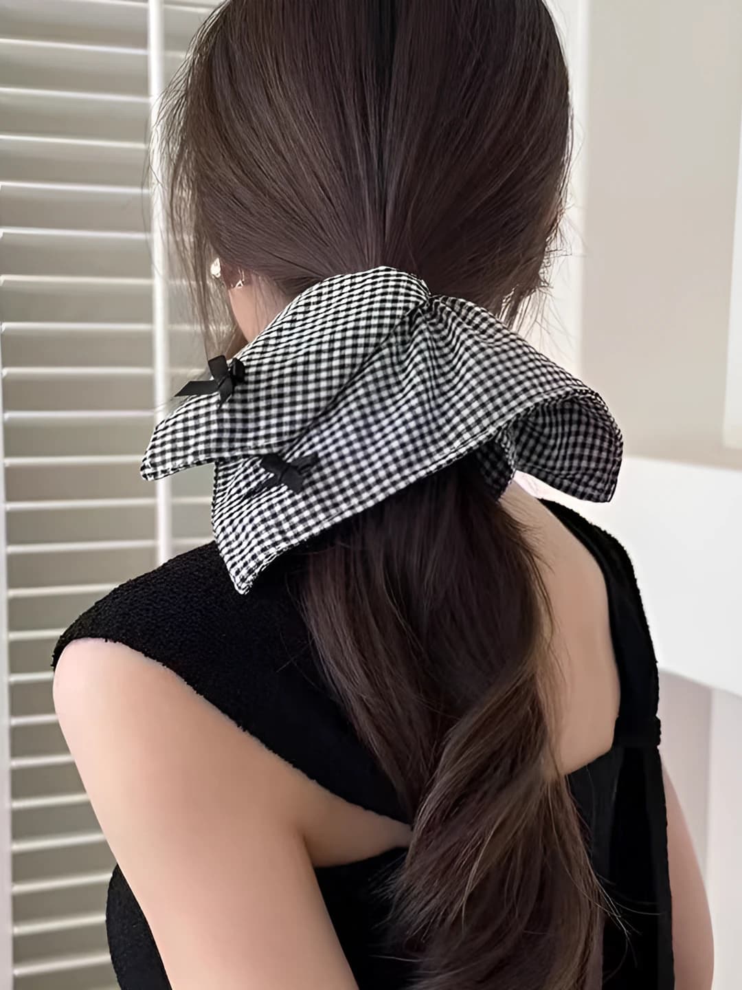 2# Black & white houndstooth bow scarf ~24*24 cm