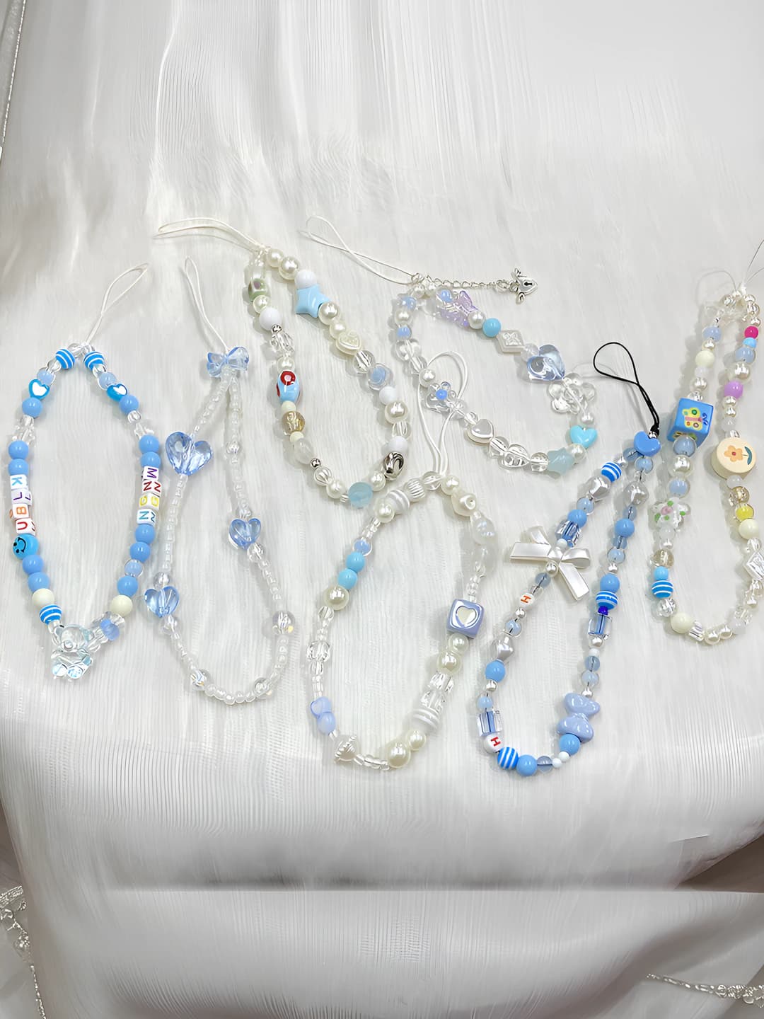 Women's keychain: blue-white, acrylic, short, wrist strap, phone chain, DIY, animal pattern, nature style