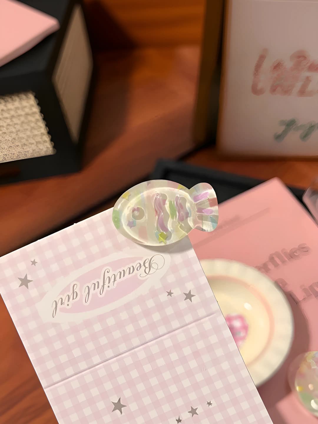 Jelly limon va uzum baliq soch qisqich 3.2 cm