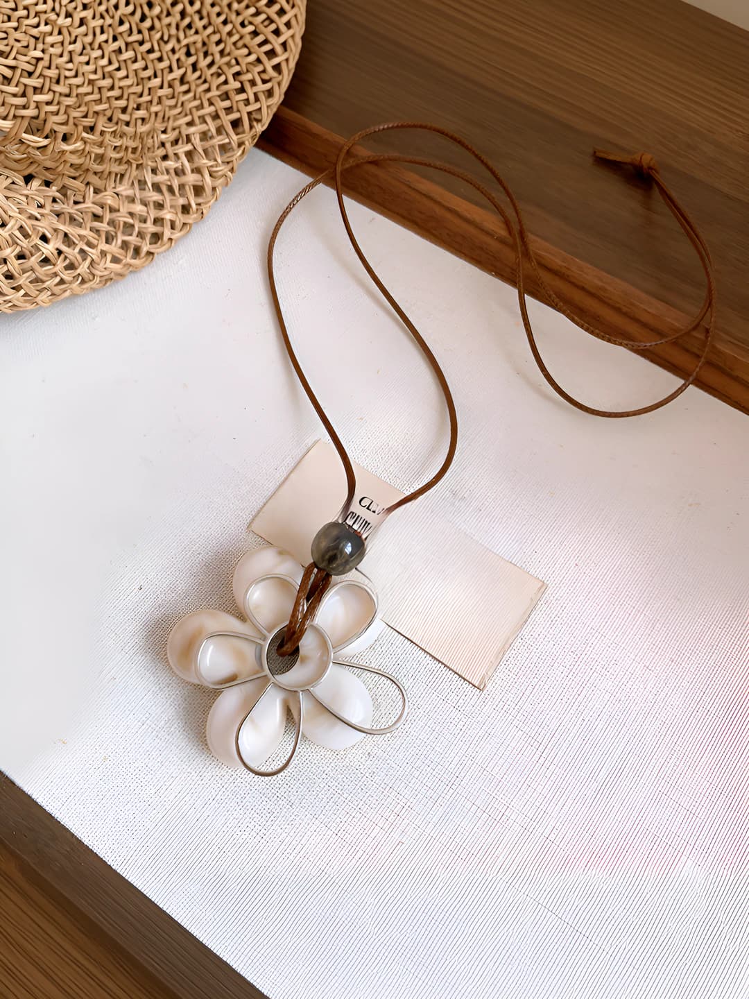 Necklace - Ivory