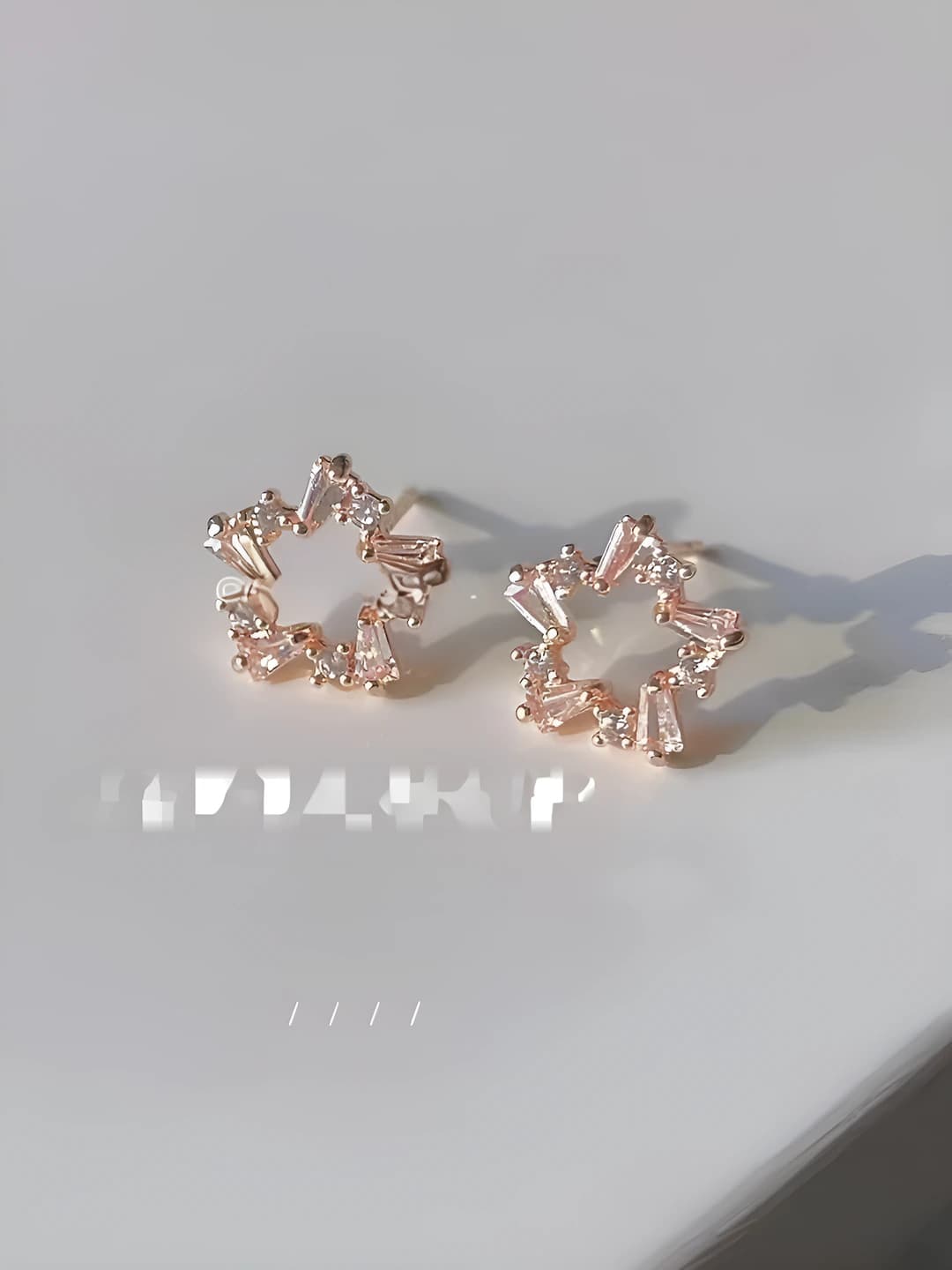 Women's star-shaped zirconia stud earrings: copper, silver-plated, 14K plated, sweet and simple design